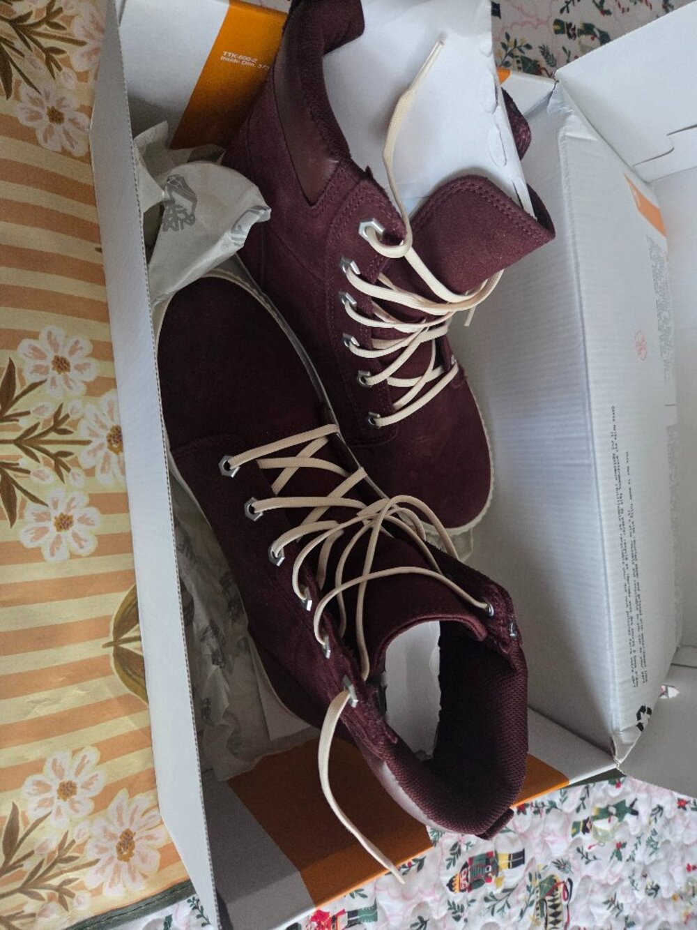 Timberland Burgundy suede boots 8.5